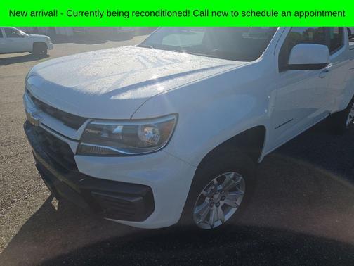 Summit White 2022 Chevrolet Colorado LT