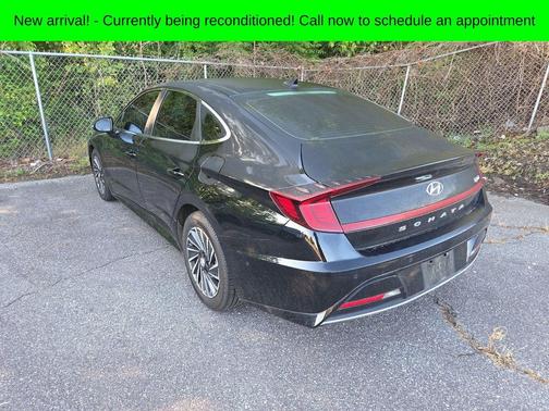 Onyx Black 2023 Hyundai SONATA Hybrid Limited