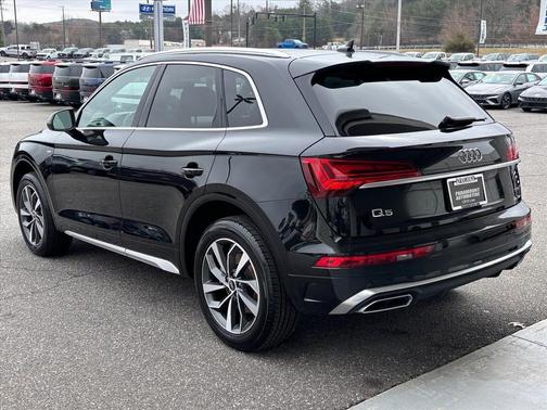 2024 Audi Q5 45 S line Premium Plus