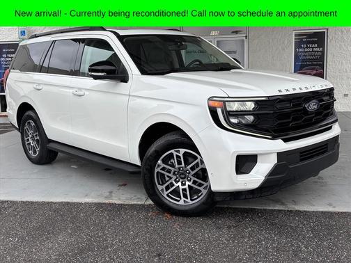 2025 Ford Expedition Active