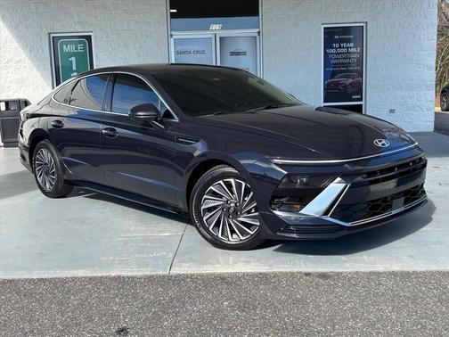2024 Hyundai SONATA Hybrid SE