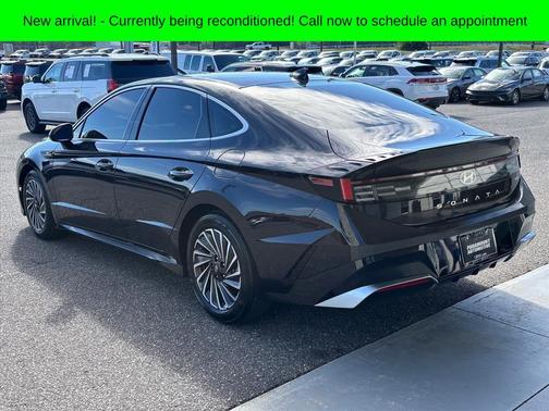 2024 Hyundai SONATA Hybrid SE