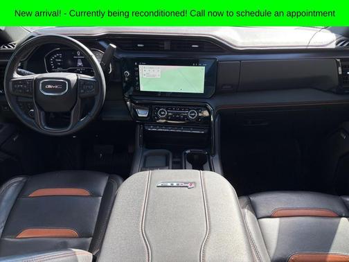 2025 GMC Sierra 2500 AT4