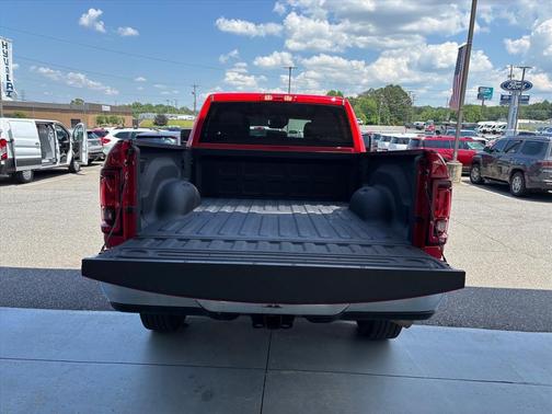Flame Red Clearcoat 2026 RAM 2500 Big Horn Crew Cab 4x4 6'4' Box