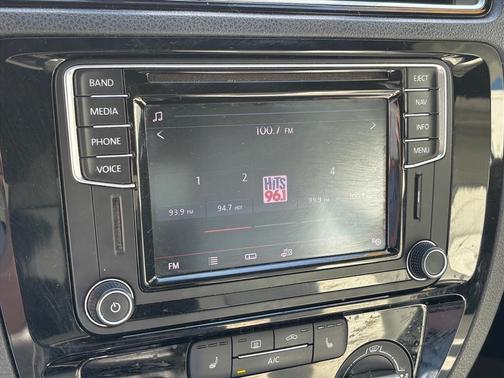 2016 Volkswagen Jetta 1.8T Sport