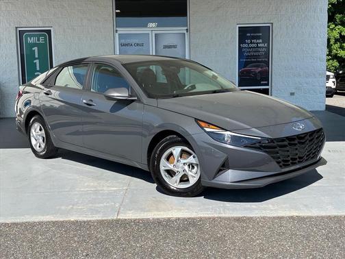 Gray 2023 Hyundai ELANTRA SE