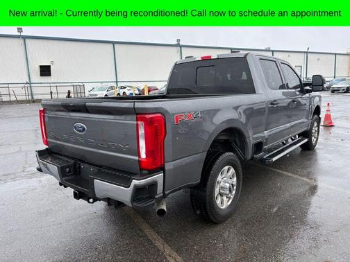 Gray Metallic 2024 Ford F-250 XLT