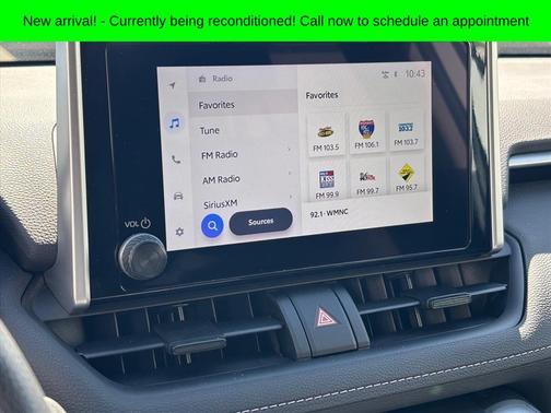 Ice 2023 Toyota RAV4 XLE