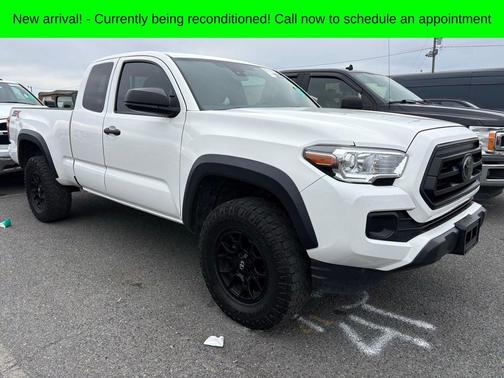 2022 Toyota Tacoma SR