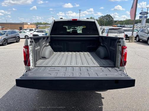 Avalanche 2024 Ford F-150 STX