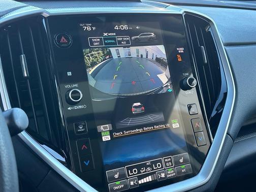 Gray Metallic 2023 Subaru Ascent Limited 7-Passenger