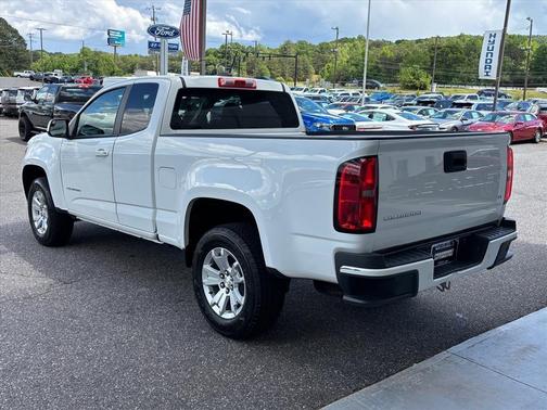 Summit White 2022 Chevrolet Colorado LT