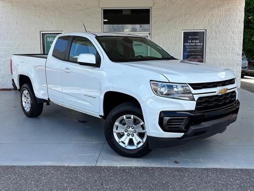 Summit White 2022 Chevrolet Colorado LT