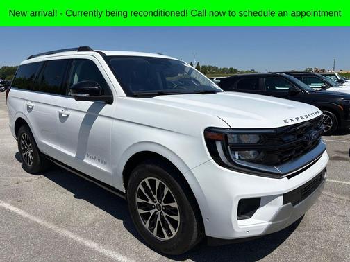 Oxford White 2025 Ford Expedition Platinum