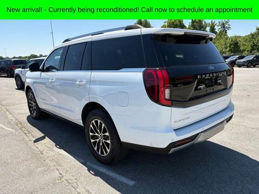 Oxford White 2025 Ford Expedition Platinum