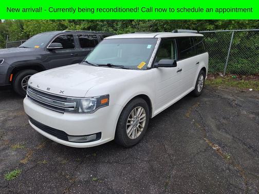 White Platinum Clearcoat Metallic 2018 Ford Flex SEL
