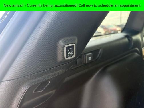 Diamond Black Crystal Pearlcoat 2023 Jeep Grand Cherokee Limited