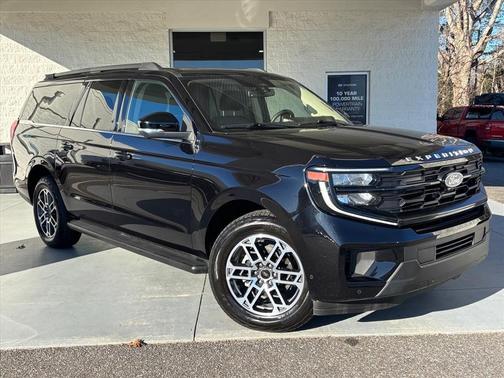 2025 Ford Expedition Max Active 4x4