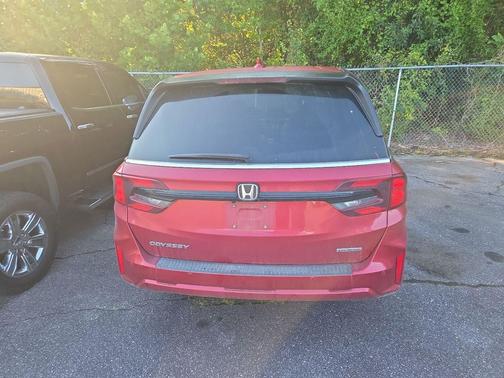2025 Honda Odyssey Touring