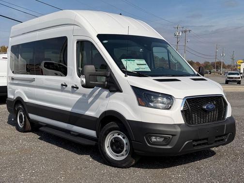 2025 Ford Transit-350 XL