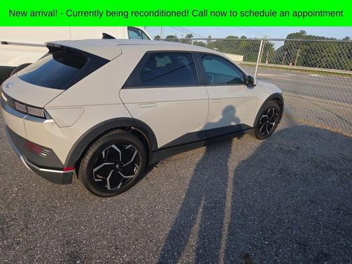 Cyber Gray 2024 Hyundai IONIQ 5 SEL