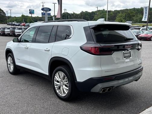 Summit White 2024 GMC Acadia FWD Elevation