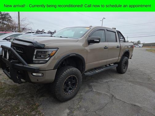 2020 Nissan Titan PRO-4X