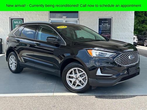 Black Metallic 2024 Ford Edge SEL