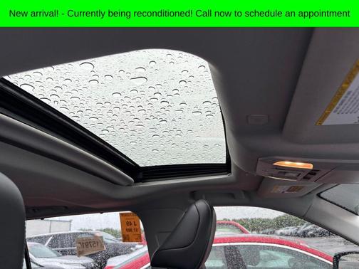 Moon Dust 2023 Toyota Highlander Limited