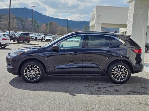 2024 Ford Escape PHEV SE