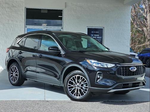 2024 Ford Escape PHEV SE