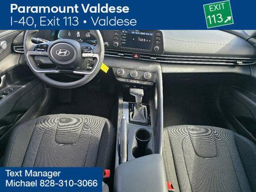 2025 Hyundai ELANTRA SE