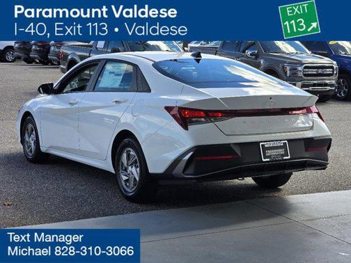 2025 Hyundai ELANTRA SE