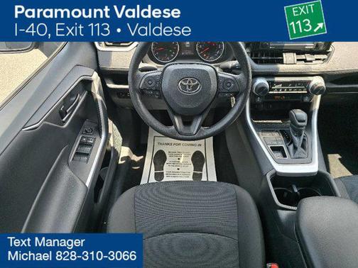 2022 Toyota RAV4 LE