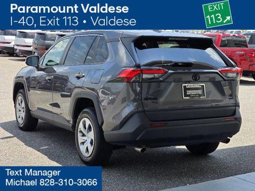 2022 Toyota RAV4 LE
