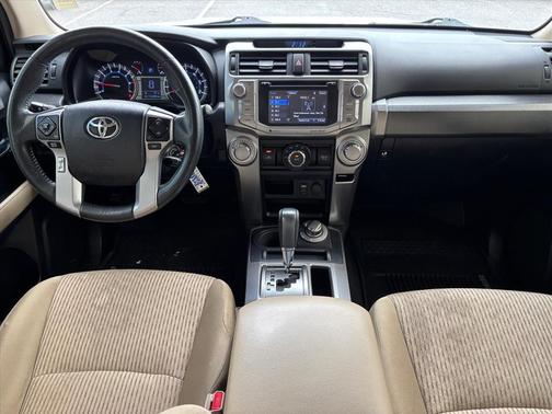 Super White 2018 Toyota 4Runner SR5