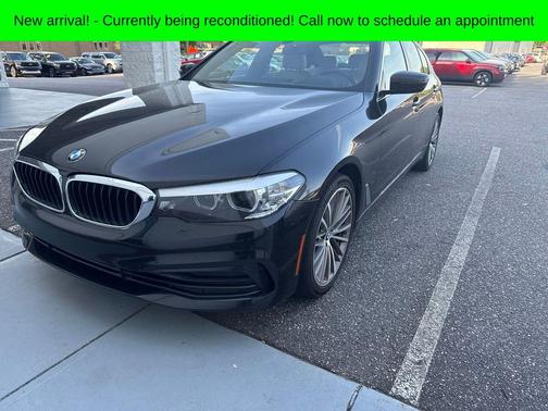 Black Sapphire Metallic 2019 BMW 530 530i