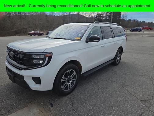 2025 Ford Expedition Max Active 4x4