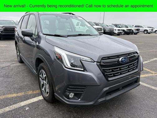 2024 Subaru Forester Premium