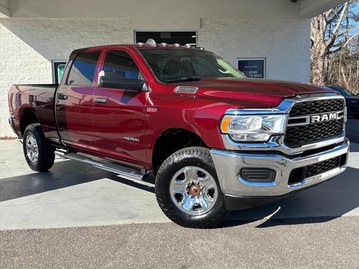 2019 RAM 2500 Tradesman Crew Cab 4x4 6'4' Box
