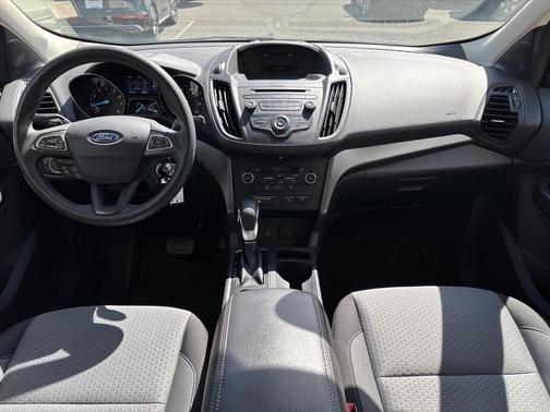 SHADOW BLACK 2018 Ford Escape SE