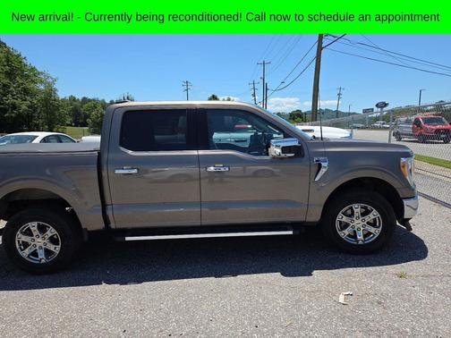 Stone Gray Metallic 2023 Ford F-150 Lariat