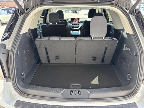 White Metallic 2026 Ford Explorer Active w/200A Pkg