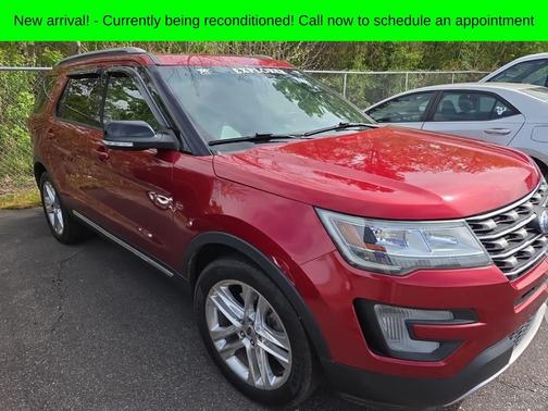 Ruby Red Metallic 2016 Ford Explorer XLT