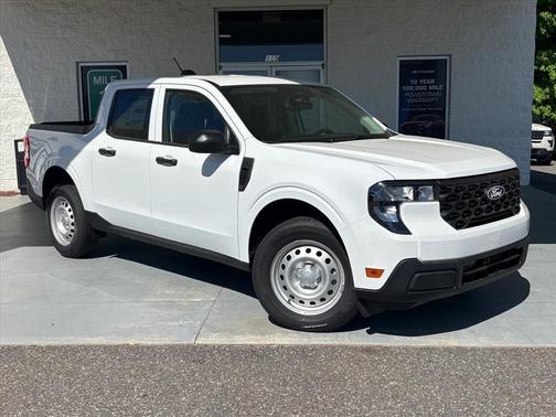 OXFORD WHITE 2025 Ford Maverick XL