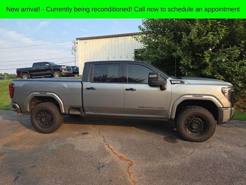 Sterling Metallic 2025 GMC Sierra 2500 Denali