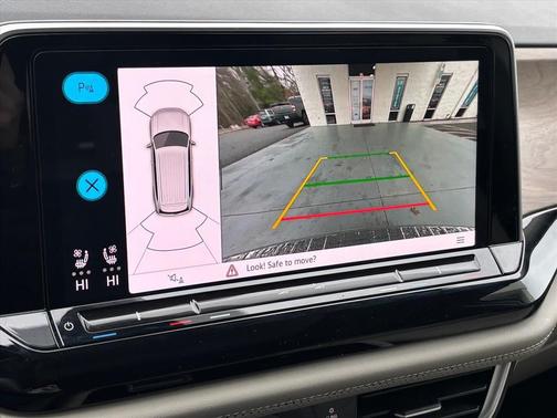 2024 Volkswagen Atlas 2.0T SE w/Technology 4MOTION