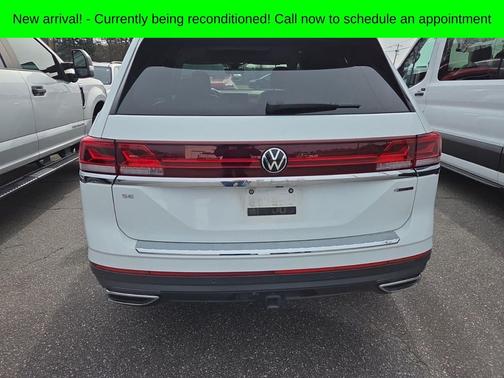 2024 Volkswagen Atlas 2.0T SE w/Technology 4MOTION