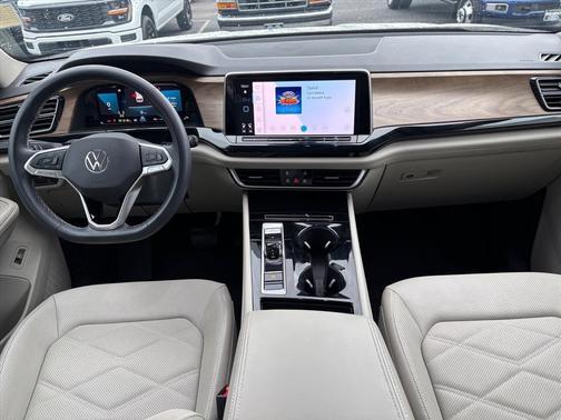 2024 Volkswagen Atlas 2.0T SE w/Technology 4MOTION