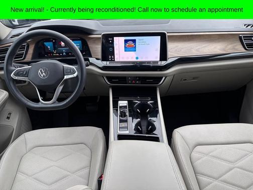 2024 Volkswagen Atlas 2.0T SE w/Technology 4MOTION